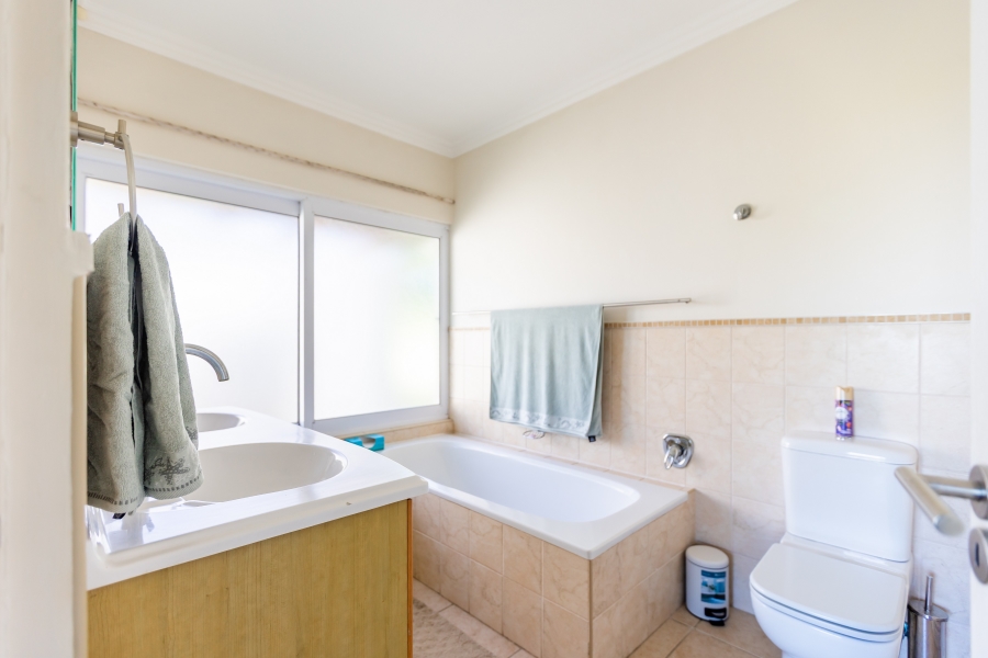 4 Bedroom Property for Sale in Pezula Golf Estate Western Cape